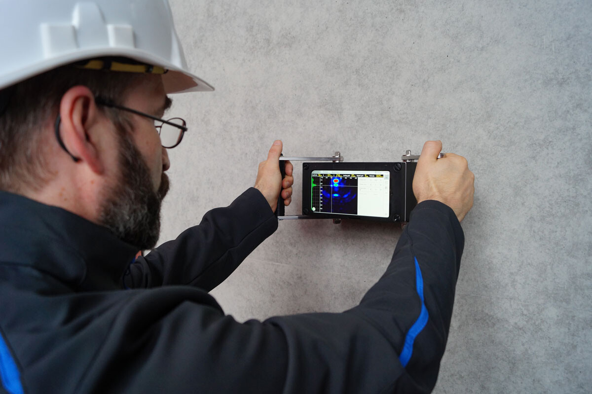 A1040 MIRA 3D - rebar, flaw and thickness detector for concrete